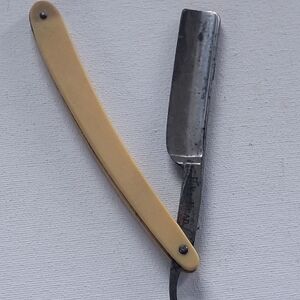 Vintage Vom Cleff & Co. Straight Razor
